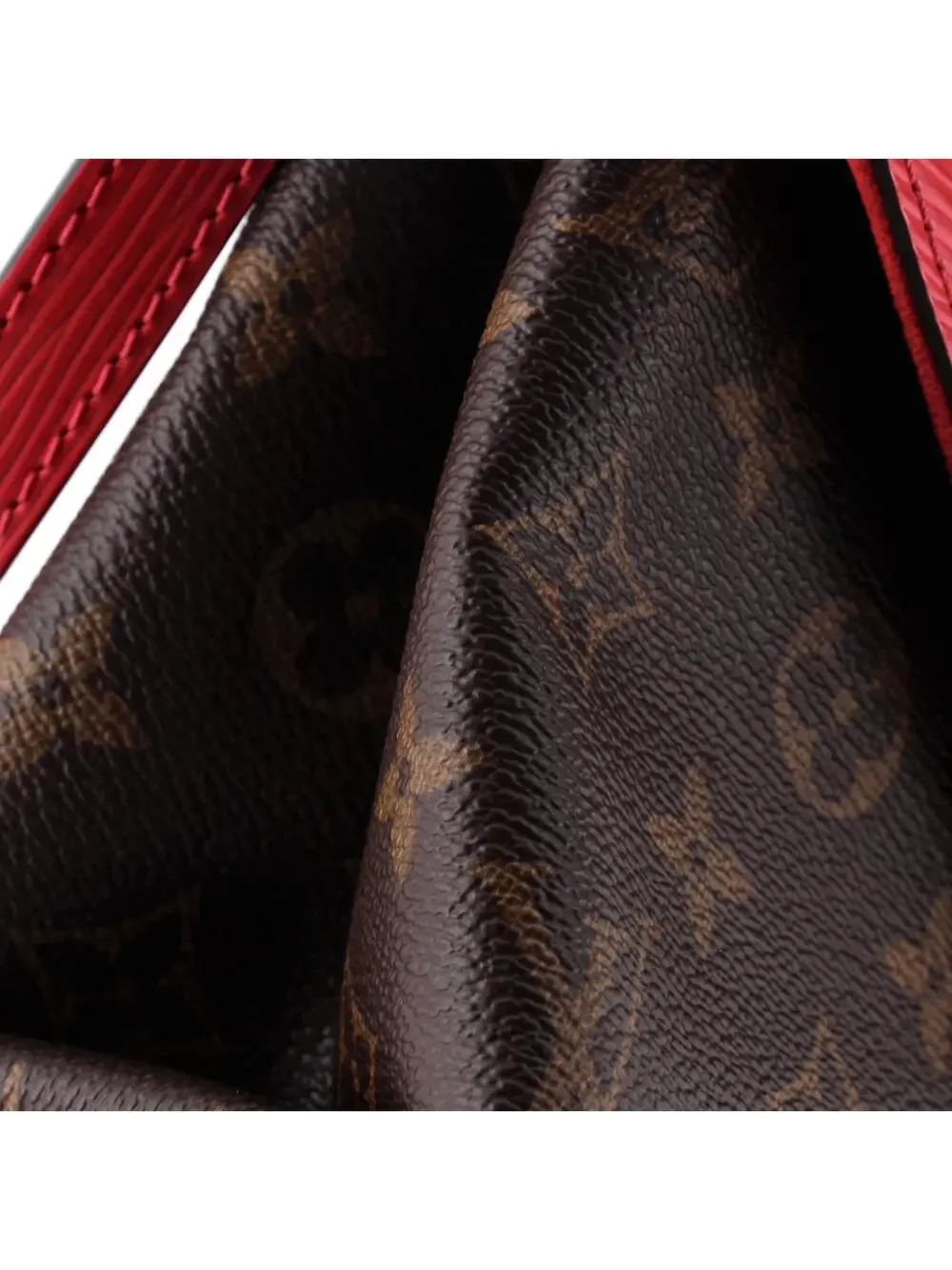 Louis Vuitton Saint Michel Handbag #263861L14B